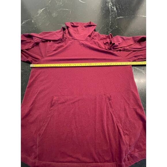 Eddie Bauer  maroon Active Funnel neck (athleisure) top LG - Picture 9 of 9